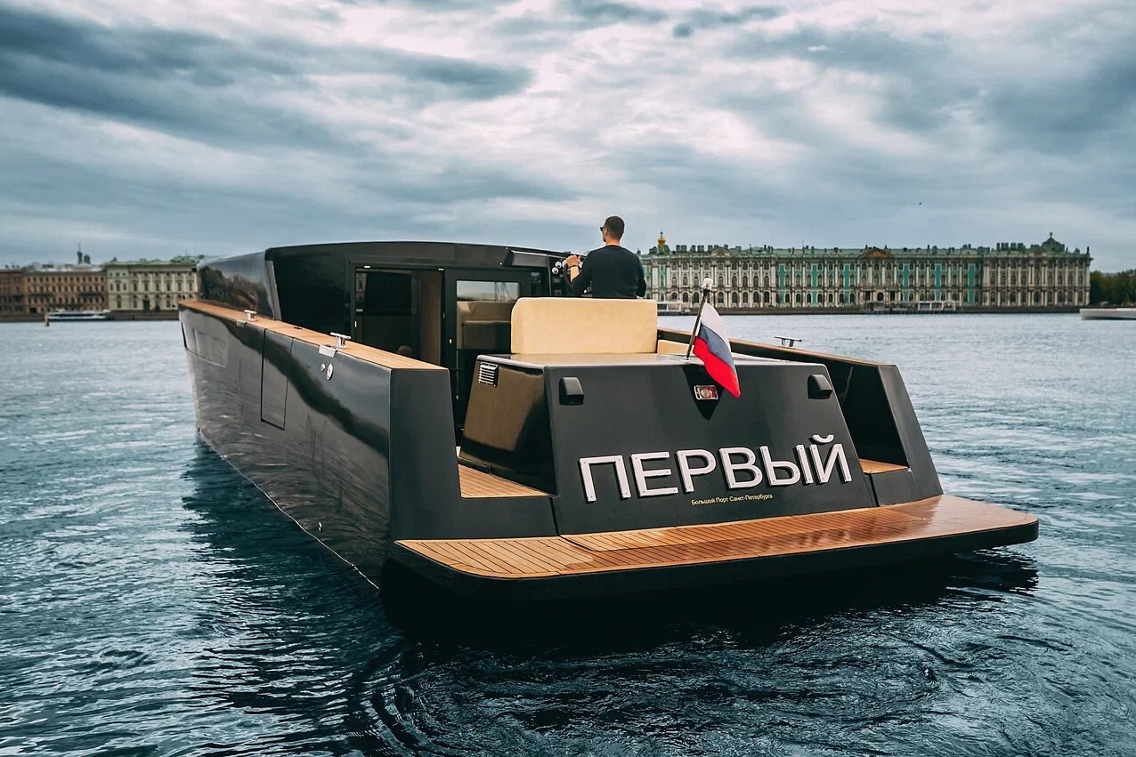 Аренда катера «Первый» в Санкт-Петербурге — фото 13