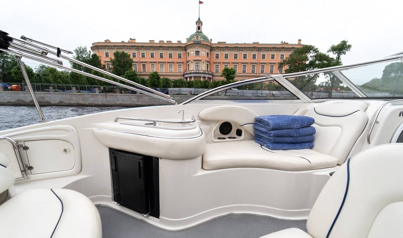Аренда катера «Монтерей (Monterey) 298 SS» в Санкт-Петербурге — фото 13