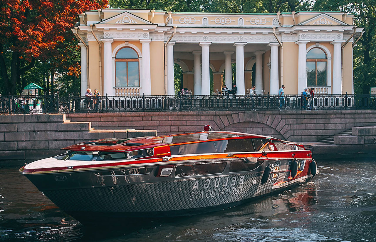 Яхта «Белуга» на воде в Петербурге — фото 16