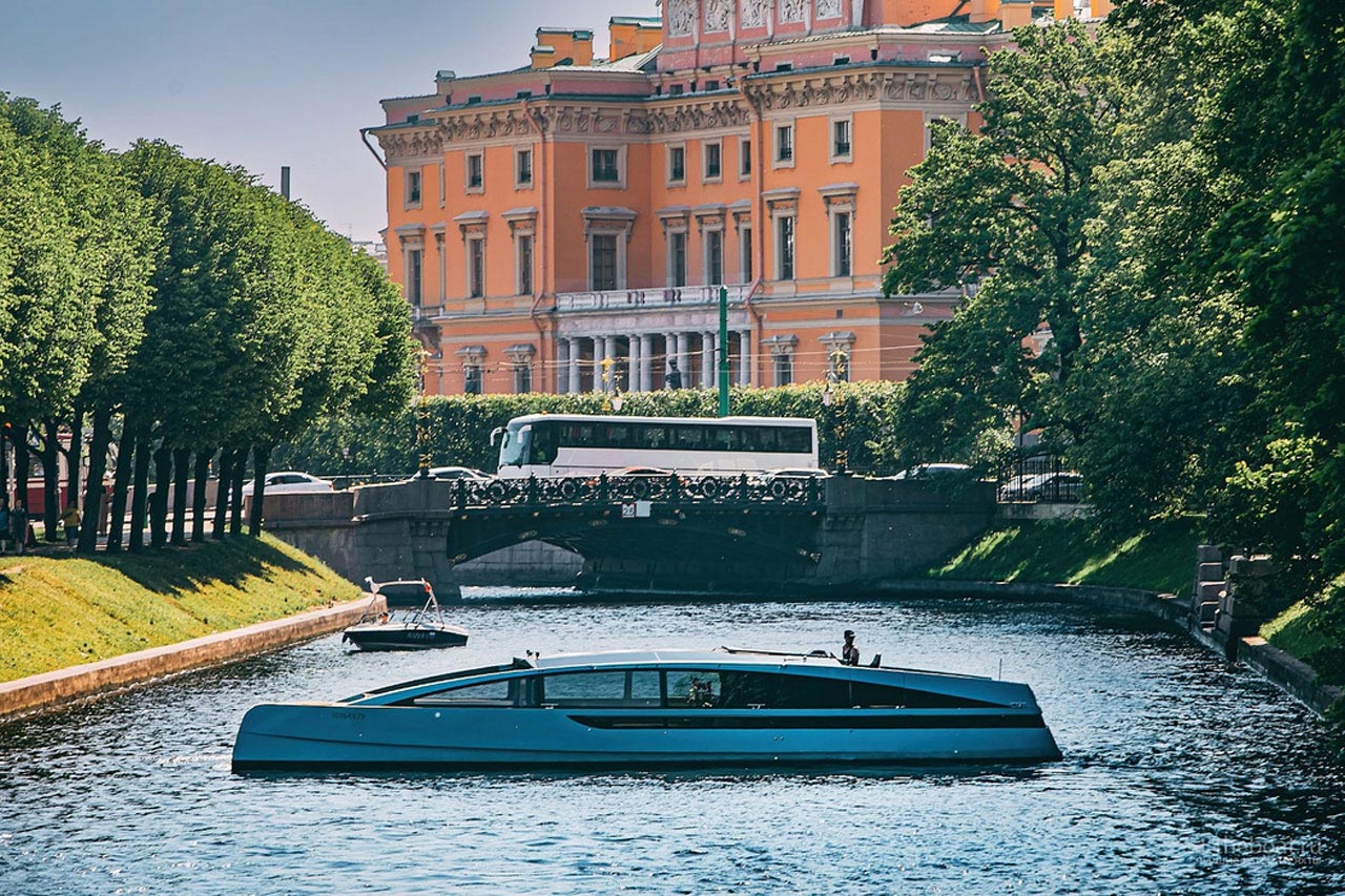 Яхта «Монако» на воде в Петербурге — фото 16