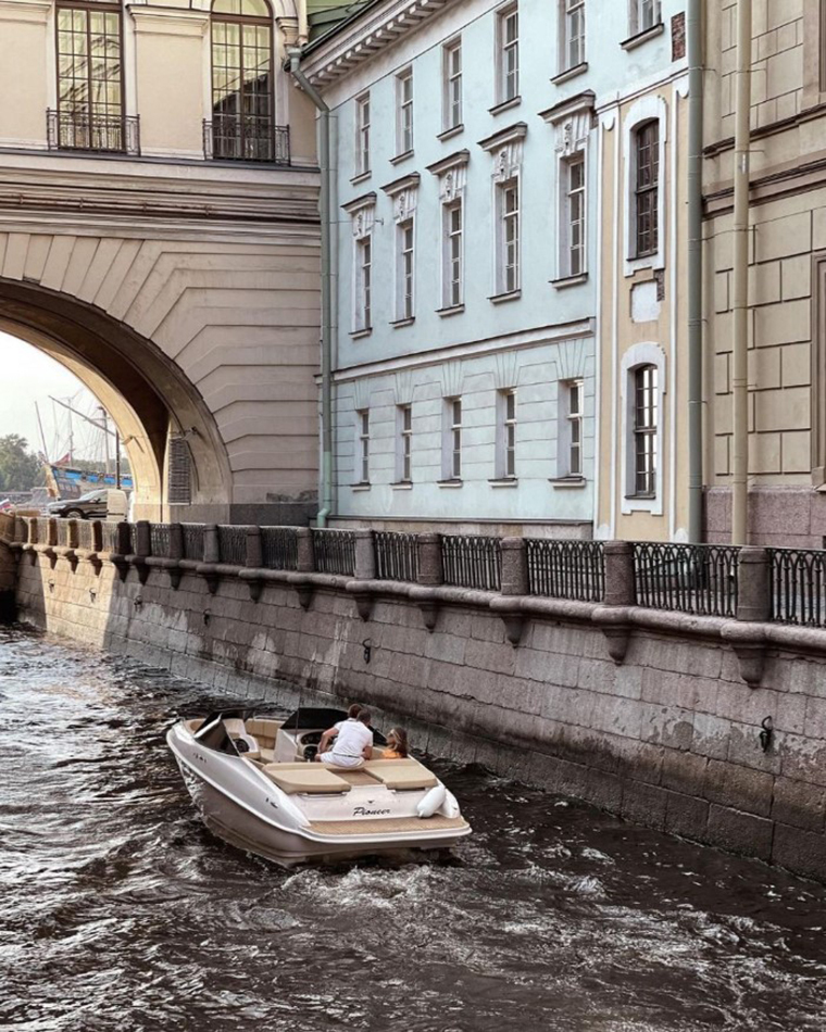 Прокат катера «Пионер» с капитаном в СПб — фото 15