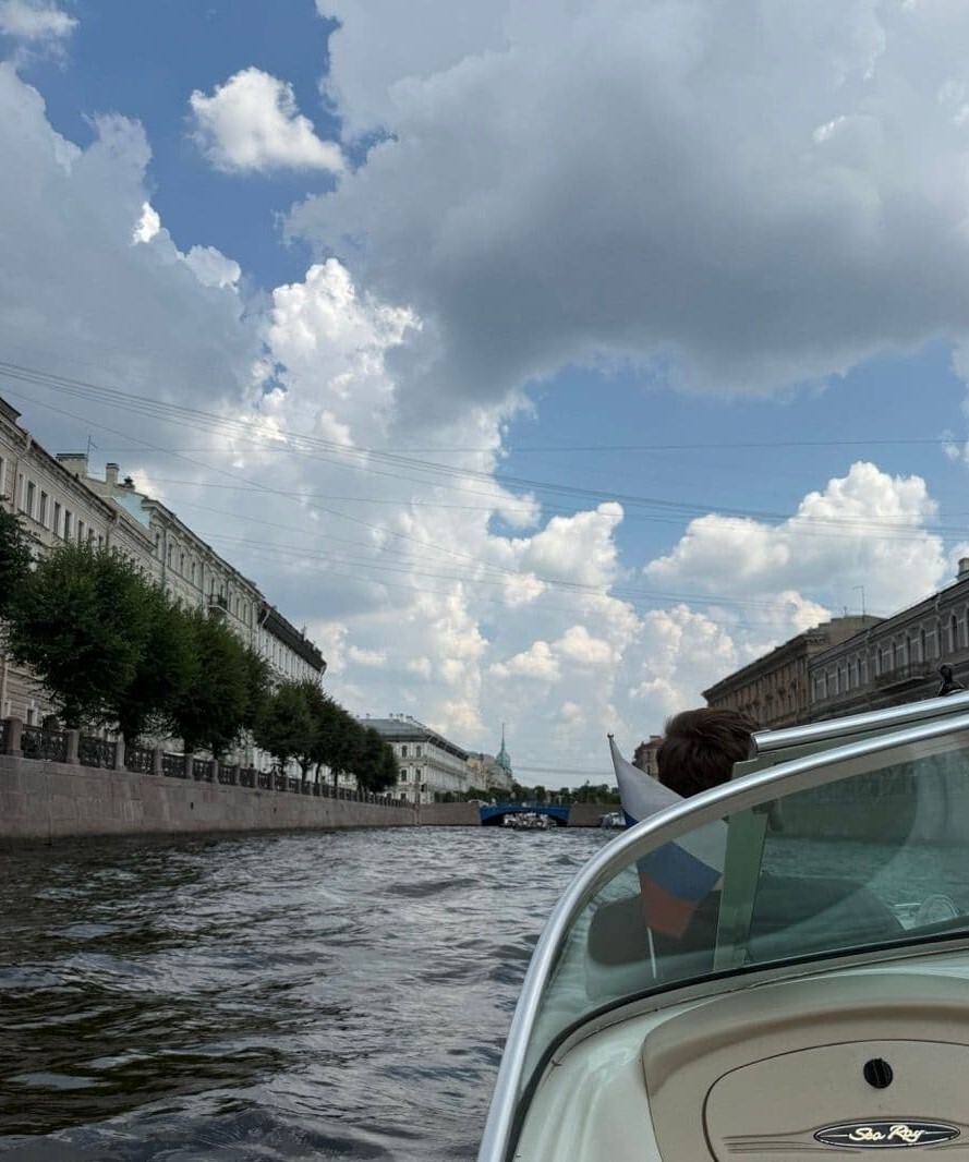 Прогулка на катере «Лоррет» по каналам СПб