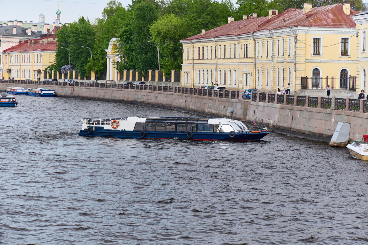 Теплоход «Соната» на воде в Петербурге — фото 16