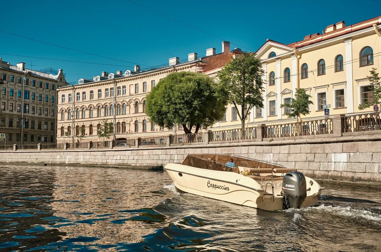 Прокат катера «Капучино (Cappuccino)» с капитаном в СПб — фото 15