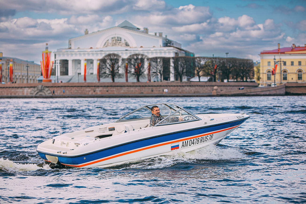 Прокат катера «Элькап» с капитаном в СПб — фото 15