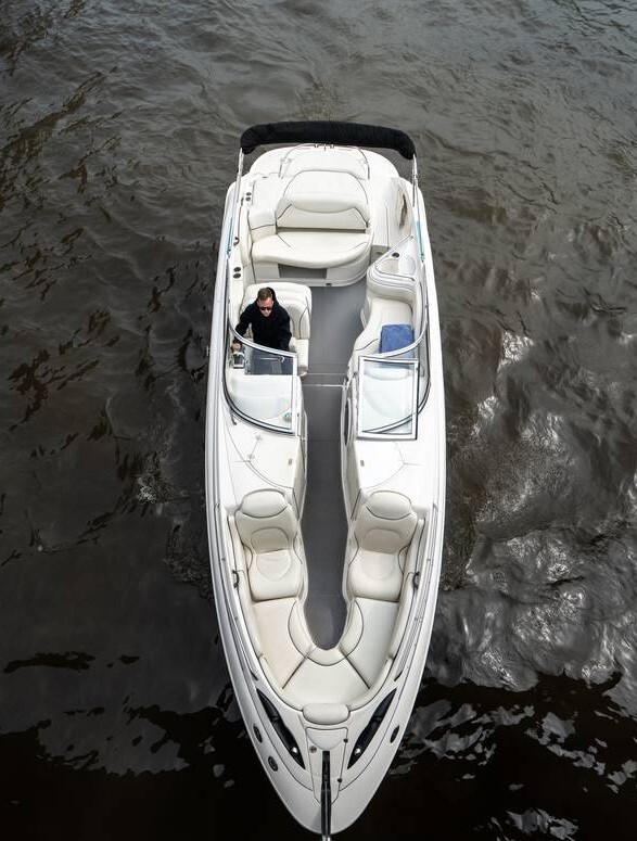 Аренда катера «Монтерей (Monterey) 298 SS» — Санкт-Петербург
