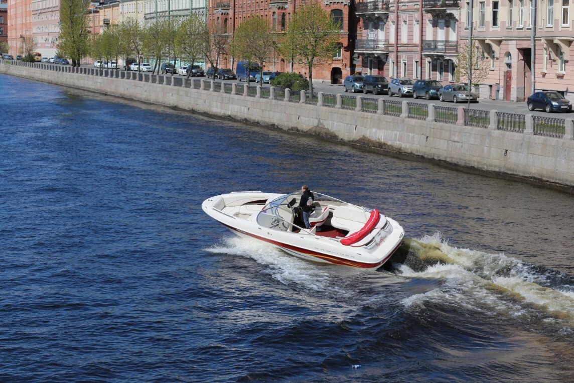 Катер «Щукин сын» на воде в Петербурге — фото 16