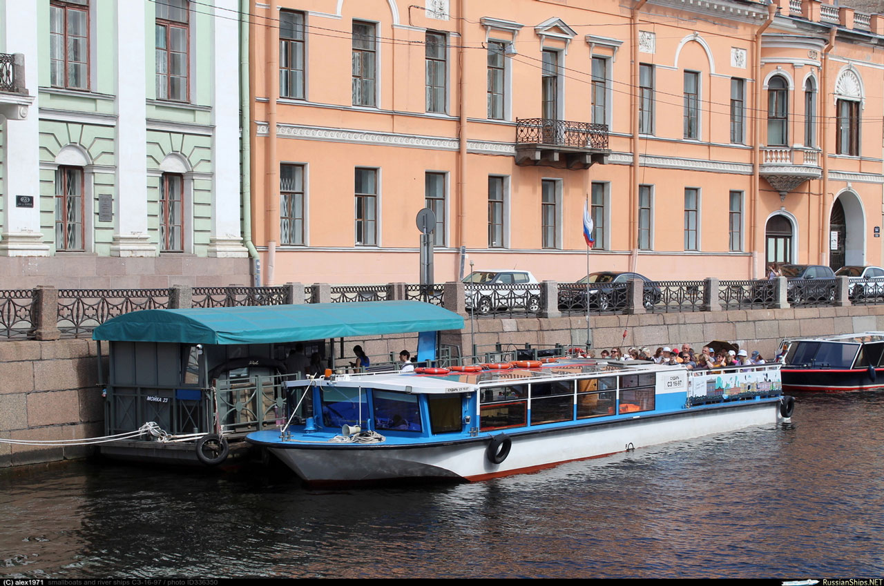 Прокат теплохода «Сударь» с капитаном в СПб — фото 15