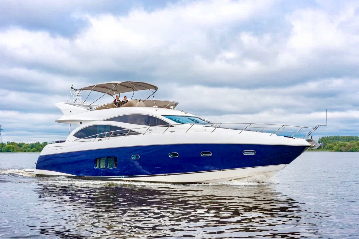 Яхта Sunseeker Pallada 70