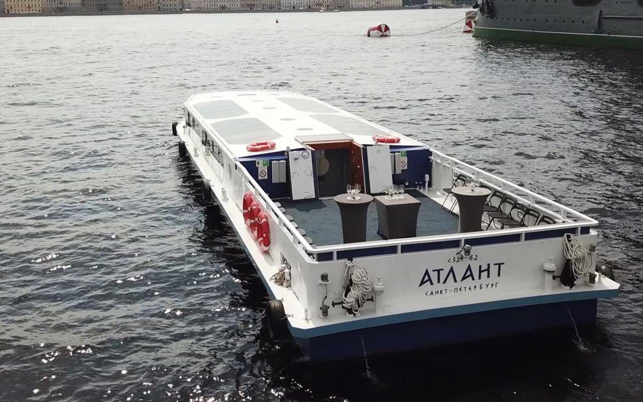 Теплоход Атлант