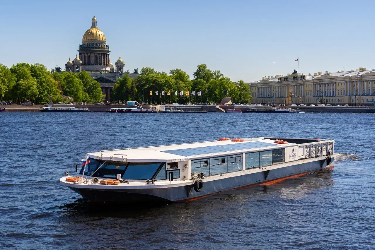Теплоход Альта