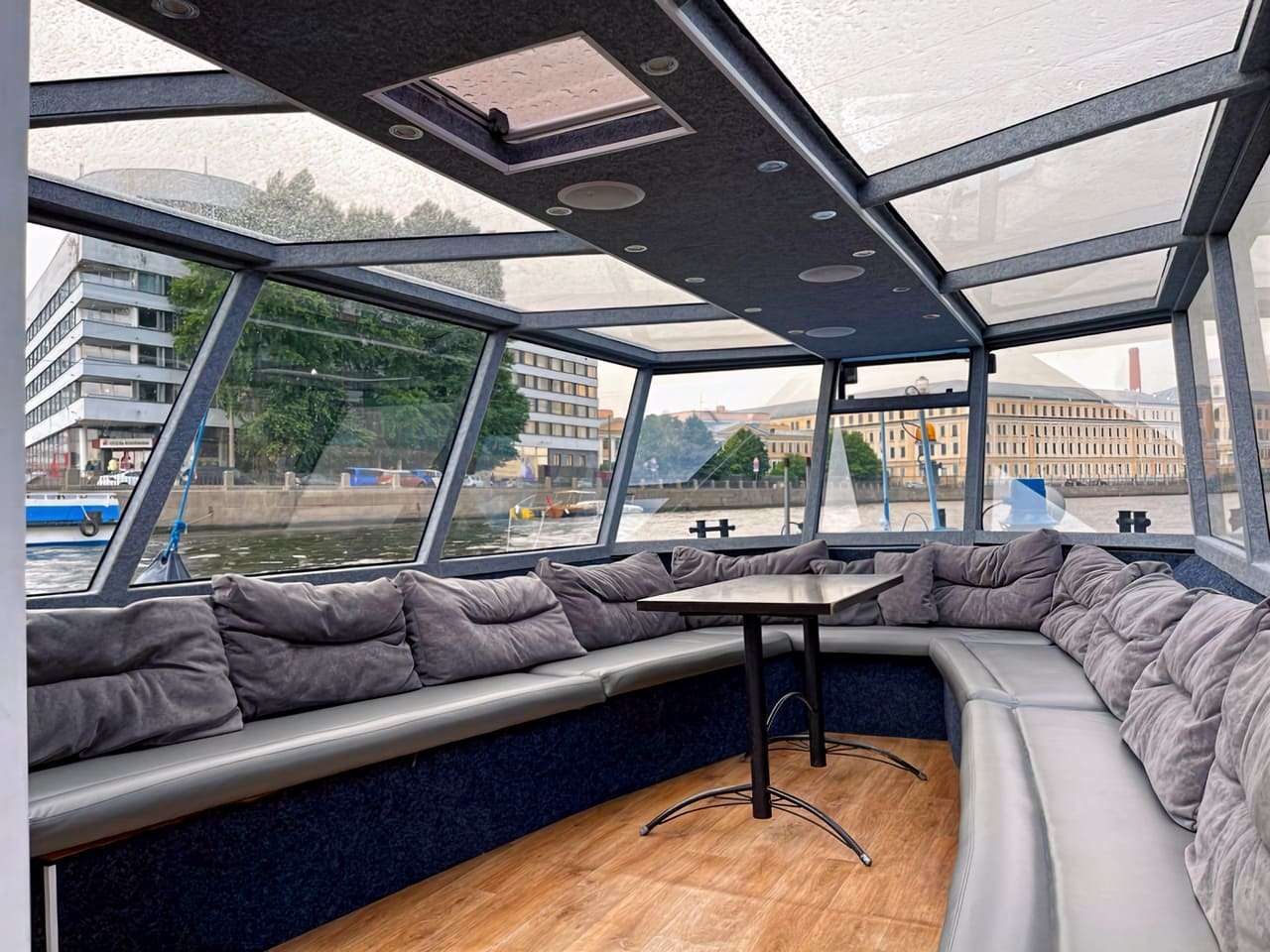 Теплоход Яшма