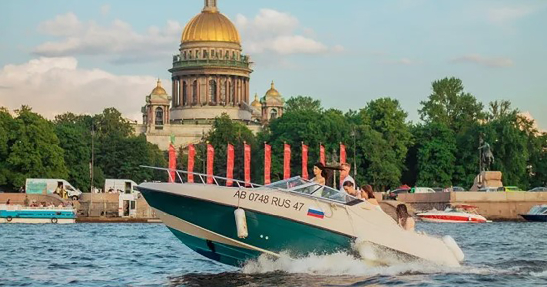 Катер «Катюша» — прогулка по Неве
