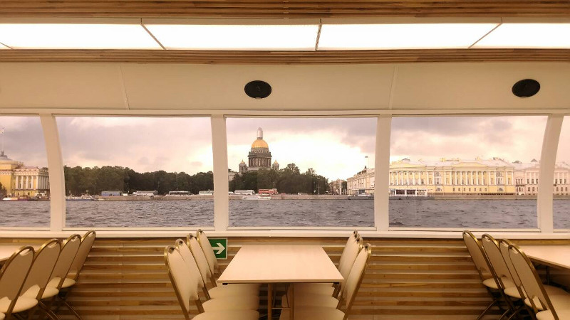 Теплоход «Мрия» — экскурсия по Неве и Финскому заливу