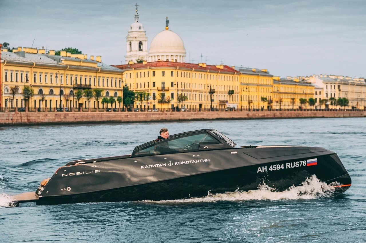 Катер «Nobilis 858 