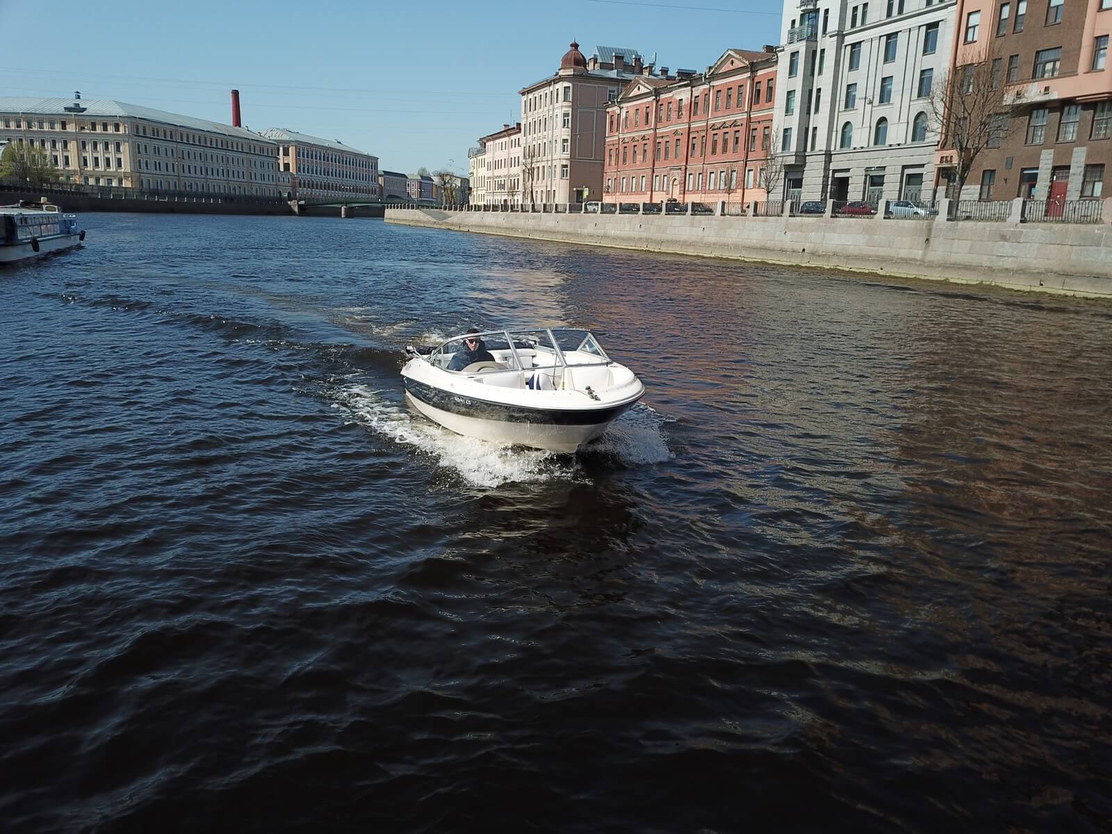 Катер «Борт №1» на воде в Петербурге — фото 16
