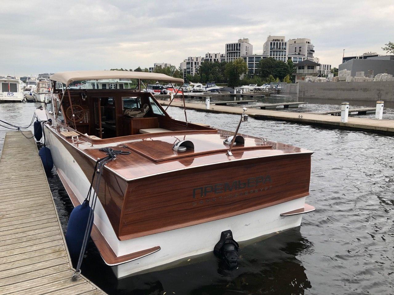 Катер «Премьера» на воде в Петербурге — фото 16