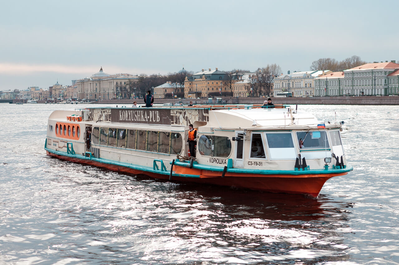 Теплоход Корюшка