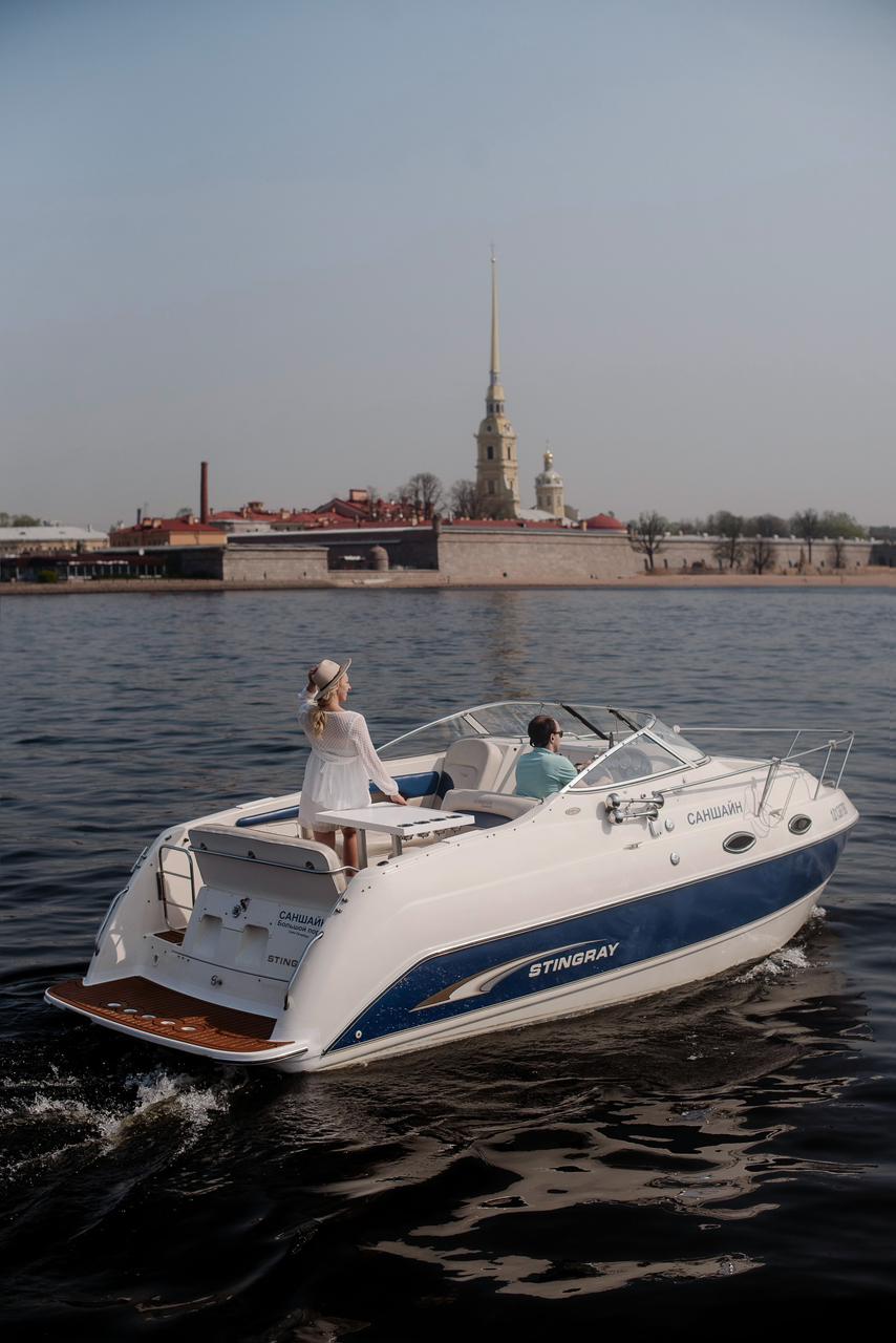 Прогулка на катере «Саншайн» по каналам СПб
