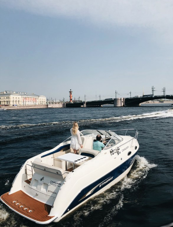 Аренда катера «Саншайн» — Санкт-Петербург