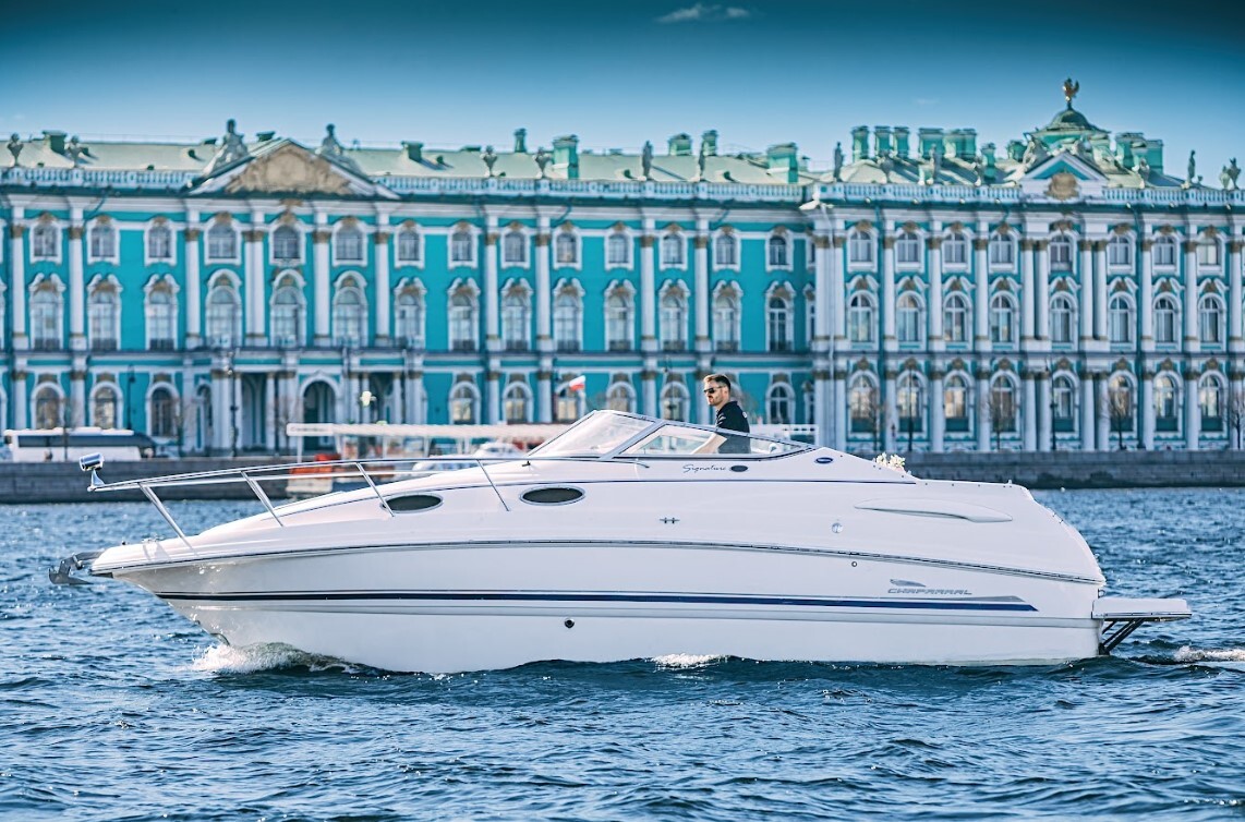 Катер «Адмирал» — прогулка по Неве