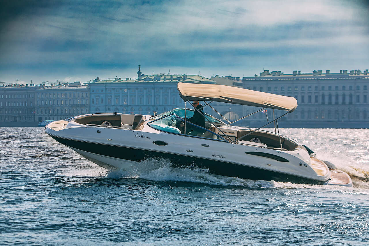 Прокат катера «Эль Чапа» с капитаном в СПб