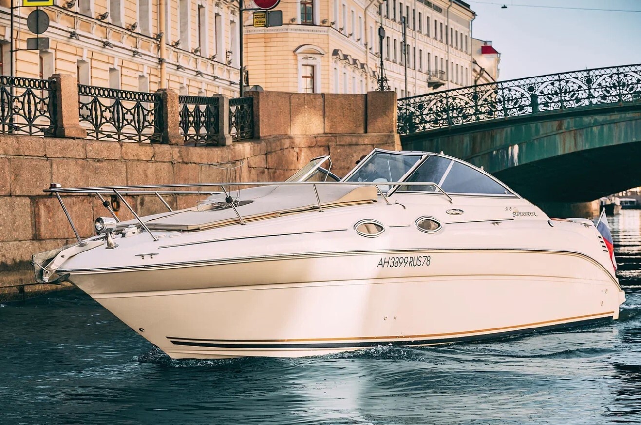 Аренда катера «Ангел» — Санкт-Петербург