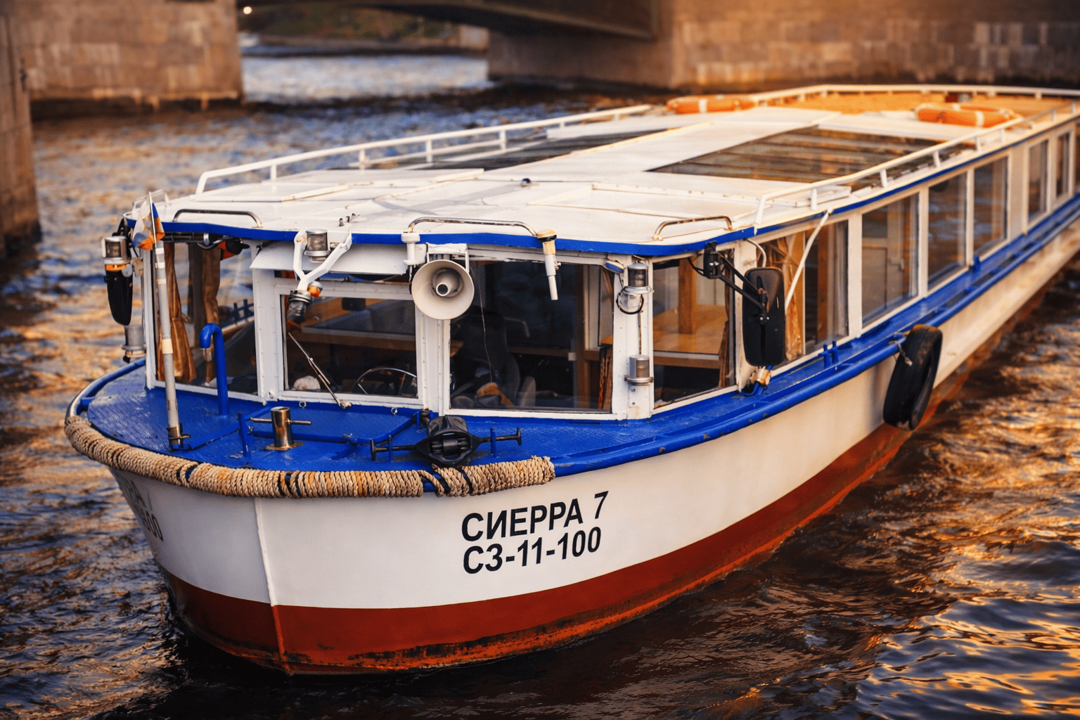 Теплоход Сиерра-7