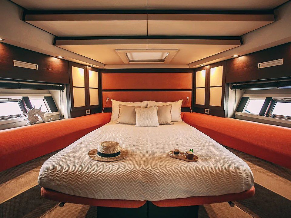 Аренда яхты «Azimut 62» в Санкт-Петербурге — фото 13